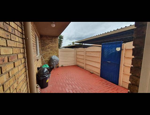 2 BEDROOM APARTMENT FOR SALE IN BIRCH ACRES